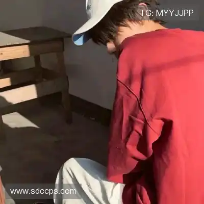 钟起越